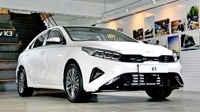 Bảng giá xe Kia K3 lăn bánh đầu tháng 4/2024 rẻ hơn nhiều so với Mazda3, dễ thành ‘vua doanh số’