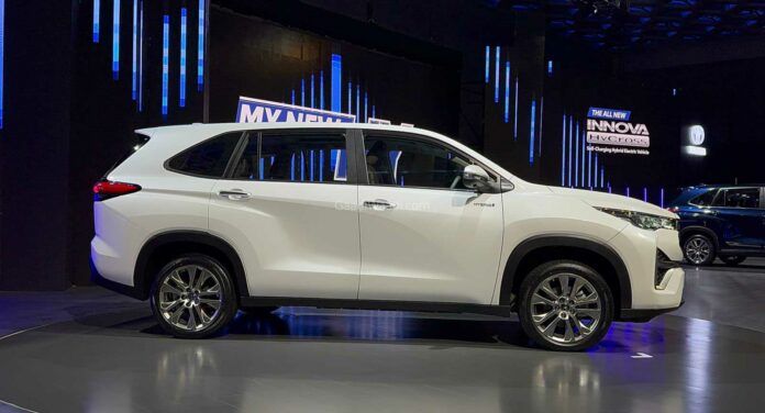 Toyota Innova ra mắt phiên bản mới tuyệt đẹp giá 596 triệu đồng, trang bị trên cơ Mitsubishi Xpander