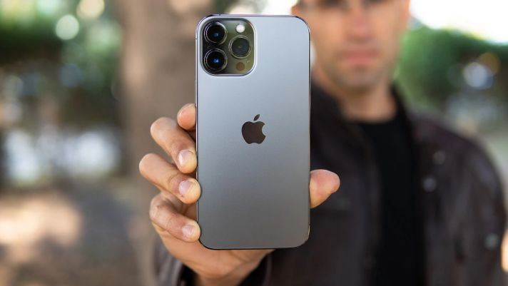 iPhone 13 Pro Max giá quá rẻ vào năm 2024, màn 120Hz, ảnh đẹp không kém Galaxy S24 Ultra