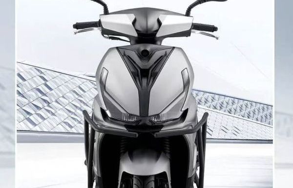 Đẩy Honda Air Blade vào thế khó, ‘vua xe ga’ mới ra mắt với giá 26 triệu đồng rẻ hơn Vision, có ABS