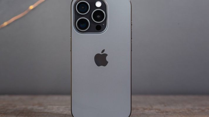 iPhone 15 Pro Max Titan quá đắt thì đây là mẫu máy Titan mạnh không kém, thua tí chút rẻ hơn 5 triệu