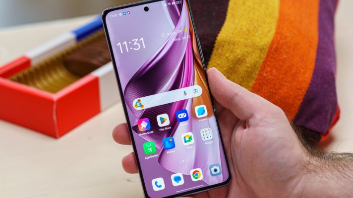 Giá OPPO Reno10 Pro giảm mạnh, rẻ hơn iPhone 11 nhưng vẫn có màn hình 6.7 inch, trang bị xịn như Galaxy S24