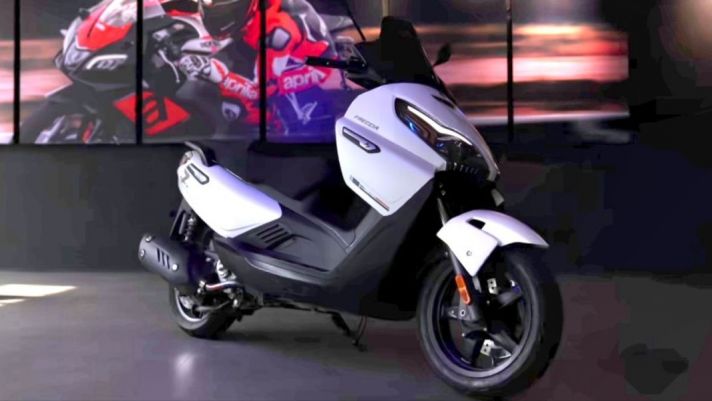 Tin xe máy hot 22/7: Quên Honda SH đi, dân tình đổ xô săn đón ‘vua xe ga Ý’ 250cc giá 58 triệu đồng