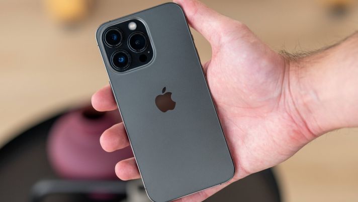 iPhone 13 Pro giảm giá hơn 12 triệu iPhone rẻ nhất Việt Nam có màn 120Hz, zoom 3x như  iPhone 15 Pro