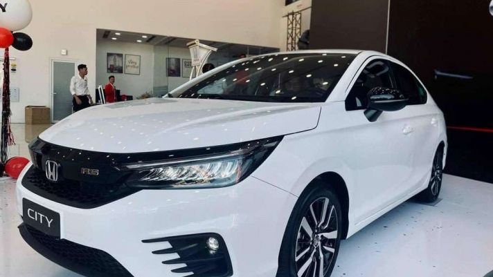 Giá Honda City lăn bánh giữa tháng 8/2024 cực rẻ nhờ có ưu đãi khủng, khiến Toyota Vios 'ra rìa'