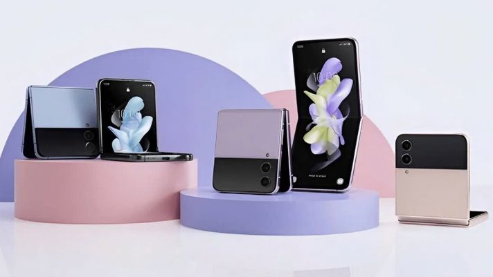 Giá đập hộp Galaxy Z Flip5 rẻ như bèo cuối tháng 8, giảm kịch sàn hơn 13 triệu, ‘chặt đẹp’ iPhone 13 về tính năng