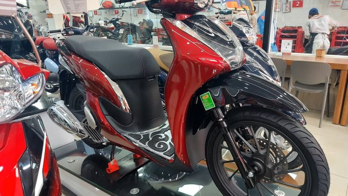 Bảng giá xe Honda SH Mode 2024 giữa tháng 8/2024 giảm kịch sàn, giá rẻ tiệm cận LEAD hút khách Việt