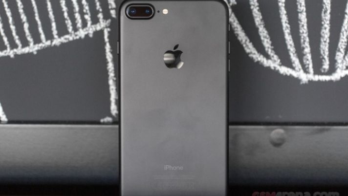 Đại minh tinh iPhone 7 Plus một thời vãn hot vào năm 2024 vì 1 tính năng tương tự trên iPhone 16 mới