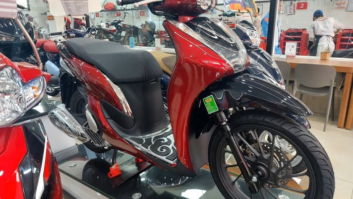 Bảng giá xe Honda SH Mode 2024 giữa tháng 9/2024 rẻ như xe bình dân, đại lý ồ ạt giảm giá 'kịch sàn'