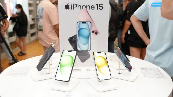 Bảng giá iPhone 15 chính hãng VN/A rẻ nhất tháng 10: iPhone 15 Pro Max giảm kỷ lục, iPhone 15 hot hơn iPhone 16