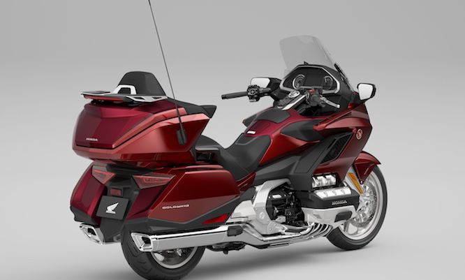 Honda Gold Wing 2024 ra mắt phiên bản màu mới: Ngầu hơn và cuốn hút hơn