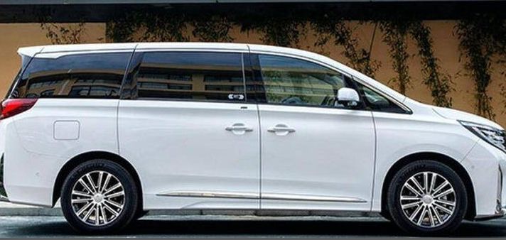 'Trình làng' mẫu MPV có kích thước 'khủng', rộng hơn cả Toyota  Alphard, giá cực dễ mua