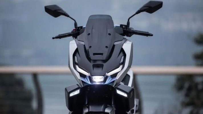 Khai chiến với Honda Air Blade, ra mắt ‘vua xe ga' 150cc giá 40 triệu đồng, có TCS và ABS 2 kênh