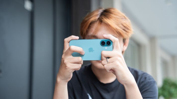 Có nên mua iPhone 16 không? Nên mua dòng nào tốt?