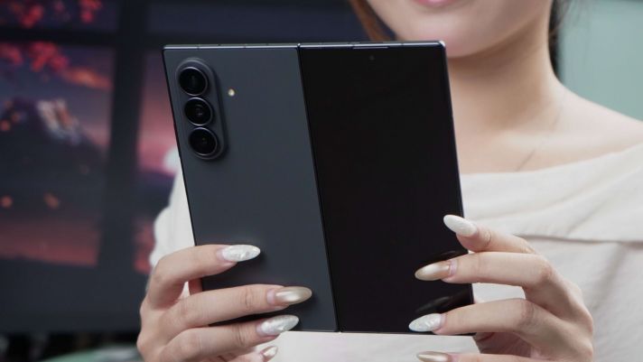 SamCenter giảm giá Galaxy Z8 Series: Z Fold8 từ 39,99 triệu đồng chưa bao gồm ưu đãi giảm giá