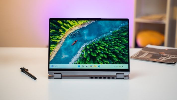 Lenovo IdeaPad Flex 5: Đột phá trải nghiệm với bản lề xoay 360 độ