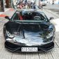 Soi siêu xe Lamborghini Huracan LP610-4 màu đen độc nhất Việt Nam