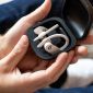 Công ty con của Apple giới thiệu tai nghe không dây mới Powerbeats Pro 