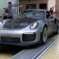 Chơi lớn, đại gia cafe Trung Nguyên tậu thêm Porsche 911 GT2 RS hơn 20 tỷ đồng