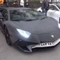 Siêu xe Lamborghini Aventador SV nạm 2 triệu viên pha lê Swarovski gây náo loạn đường phố