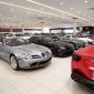 Đại lý siêu xe chất nhất thế giới tại Dubai: Bạt ngàn xe khủng, trưng bày nhiều như Kia Morning