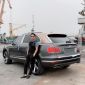 Bentley Bentayga 2019 bản kỷ niệm 100 năm đầu tiên Việt Nam về tay đại gia chơi xe khét tiếng