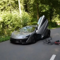 Lái thử siêu xe McLaren, cậu ấm 23 tuổi suýt gây tai nạn chết người nhưng diễn biến sau đó mới bất bình
