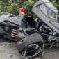 Batmobile - siêu xe của Batman gặp nạn ở Pháp, rơi rụng phần đầu