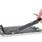 iFixit mở bung iPad 10.2 inch 2019 mới: có thêm 1GB RAM, dễ sửa màn hình hơn