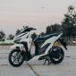 Cận cảnh Vario 150 hóa 'bạch mã hoàng tử' với trang sức đắt tiền