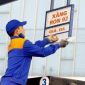 Giá xăng giảm cực sốc tại Việt Nam, thiết lập kỷ lục chưa từng có trong năm?