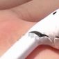 Bàng hoàng người dùng nổ tai vì dùng Airpods