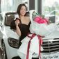 Sau TiTi, Nhật Kim Anh cũng tậu xe Mẹc 5 tỷ, liệu có ẩn ý gì không đây?