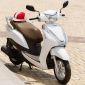 Honda Lead bất ngờ giảm giá mạnh trước thềm năm học mới