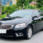 Toyota Camry giảm sốc cả trăm triệu, ‘vượt mặt’ Toyota Vios, Hyundai Accent mới cứng