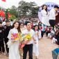 Loạt ảnh Nhã Phương bị chụp lén ở đời thường, nhan sắc thật khiến cư dân mạng ngỡ ngàng