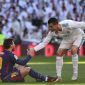 Ronaldo đang có cơ hội cực lớn để biến Messi trở thành cầu thủ xuất sắc nhì thế giới trong năm 2021?