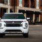 Mitsubishi Outlander 2022 chốt giá hời không tưởng, 'thách thức' Honda CR-V và Mazda CX-5