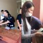 Hot lại clip Bảo Thy cúi đầu khi bỏ tiền túi đi từ thiện, thái độ khiến ai nấy so sánh với Thủy Tiên