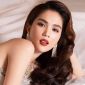 Ngọc Trinh tự tin khoe vóc dáng thon gọn cùng thân hình chữ S qua camera thường