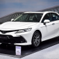 Giá lăn bánh Toyota Camry tháng 2/2022 kèm khuyến mại hấp dẫn khách Việt