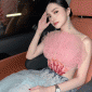 Nối gót Ngọc Trinh, Hương Giang diện đồ ‘cực cháy’