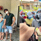 Lê Dương Bảo Lâm chia sẻ loạt ảnh người dân đến nhà nhận quà từ thiện do Quỳnh Quỳnh chuẩn bị