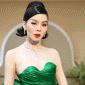 Lệ Quyên diện áo crop top khoe trọn vòng eo con kiến ở tuổi 41