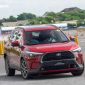 Giá lăn bánh Toyota Corolla Cross tháng 11: 'Đe nẹt' tân binh Nissan Kicks