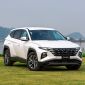 Giá lăn bánh Hyundai Tucson tháng 3/2023: Quá hấp dẫn với khách Việt, làm Honda CR-V ‘ngẩn ngơ’