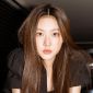 Nóng: Dispatch tung ảnh nữ diễn viên Kim Sae Ron chơi bài giữa tâm bão scandal