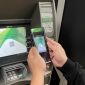 Rút tiền tại cây ATM xong đừng vội rời đi ngay, làm ngay việc này để tránh mất tiền oan