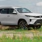 Giá lăn bánh Toyota Fortuner mới nhất rẻ ngỡ ngàng, ‘kèo thơm’ hơn Hyundai Santa Fe và Ford Everest