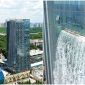 Kinh ngạc thác nước duy nhất xây dựng trên tòa nhà cao 121m, mỗi giờ tiêu thụ gần 3 triệu đồng tiền điện